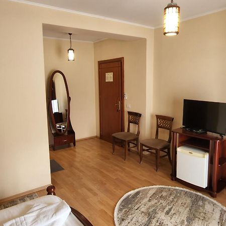 Guesthouse Bimbli Pogradec Exterior foto